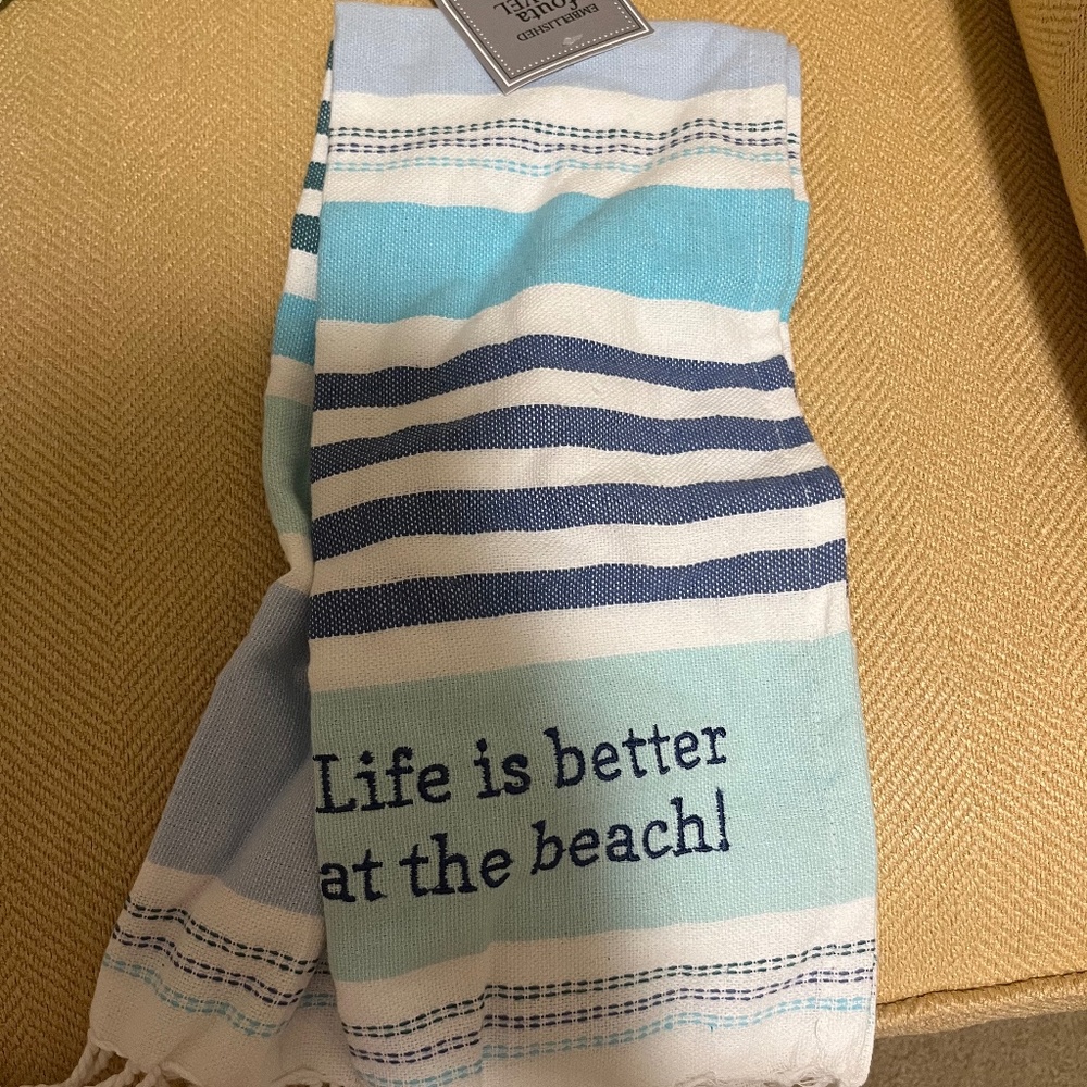 NWT Life is Better at the Beach Kitchen Towel